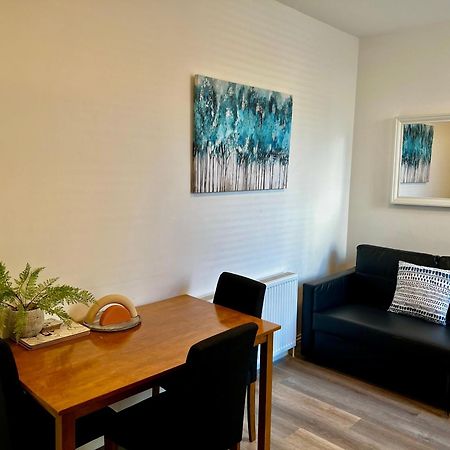 בלקפול Granada Apartments At Pleasure Beach מראה חיצוני תמונה